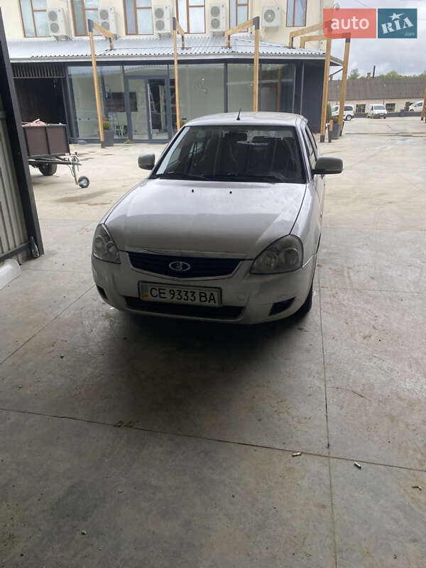 Седан ВАЗ / Lada 2170 Priora 2012 в Черновцах