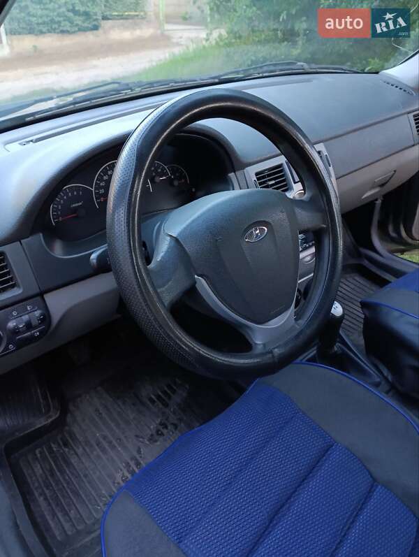 Седан ВАЗ / Lada 2170 Priora 2012 в Білгороді-Дністровському фото 4 Седан ВАЗ / Lada 2170 Priora 2012 в Білгороді-Дністровському