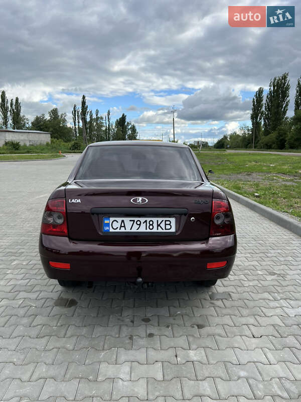 Седан ВАЗ / Lada 2170 Priora 2011 в Врадіївці