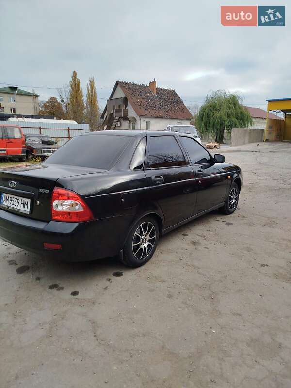Седан ВАЗ / Lada 2170 Priora 2011 в Коростышеве фото 4 Седан ВАЗ / Lada 2170 Priora 2011 в Коростышеве