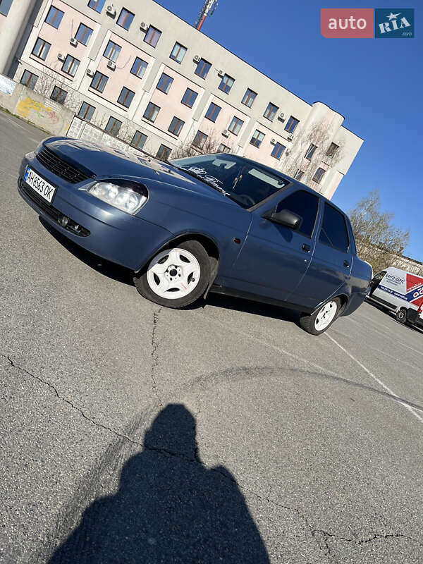Седан ВАЗ / Lada 2170 Priora 2008 в Киеве