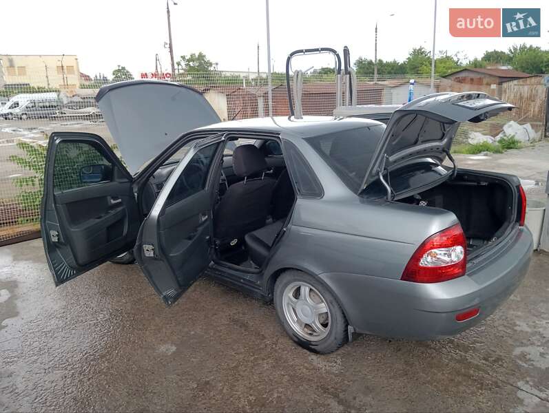 Седан ВАЗ / Lada 2170 Priora 2011 в Запорожье фото 13 Седан ВАЗ / Lada 2170 Priora 2011 в Запорожье