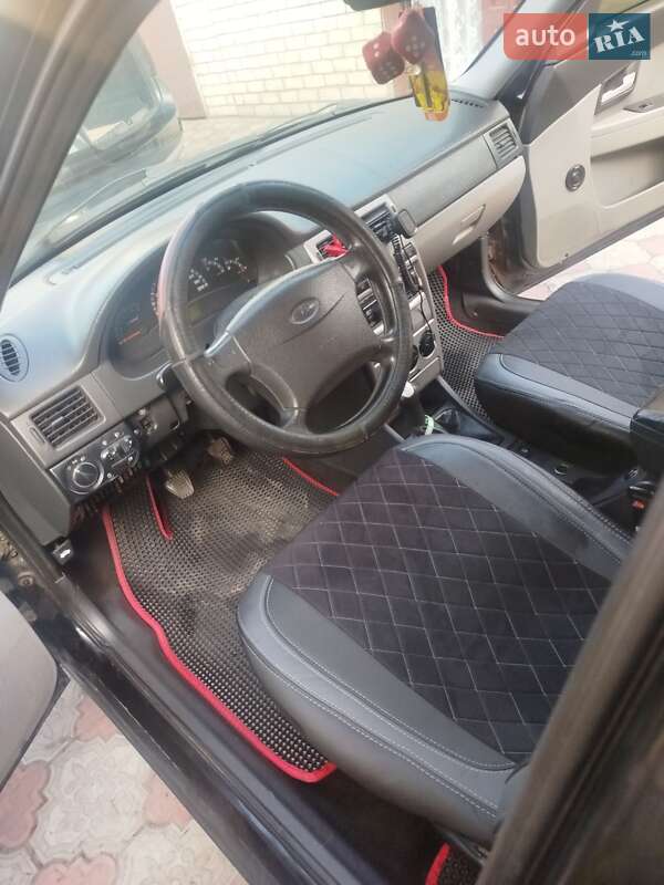Седан ВАЗ / Lada 2170 Priora 2012 в Ромнах