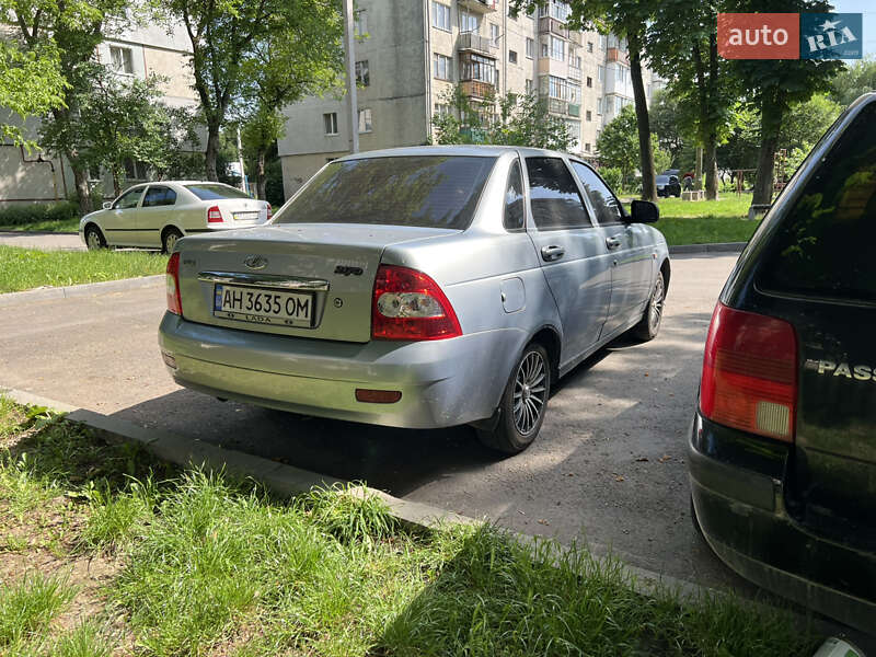 Седан ВАЗ / Lada 2170 Priora 2007 в Пирятині