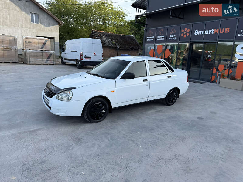 Седан ВАЗ / Lada 2170 Priora 2010 в Тернополе