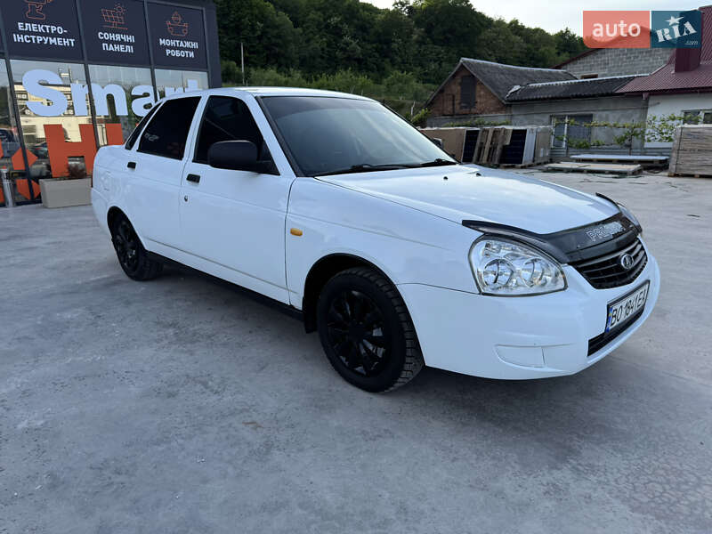 Седан ВАЗ / Lada 2170 Priora 2010 в Тернополе