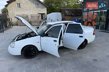 Седан ВАЗ 2170 Priora 2010 в 