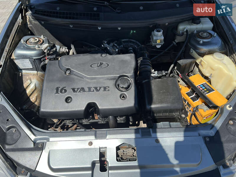 Седан ВАЗ / Lada 2170 Priora 2008 в Врадиевке