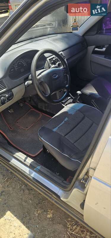Седан ВАЗ / Lada 2170 Priora 2010 в Миколаєві