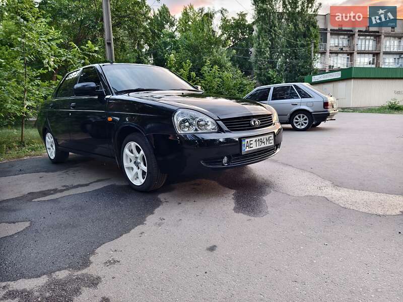 Седан ВАЗ / Lada 2170 Priora 2010 в Кривому Розі