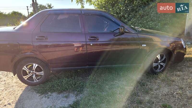 Седан ВАЗ / Lada 2170 Priora 2010 в Кременчуці