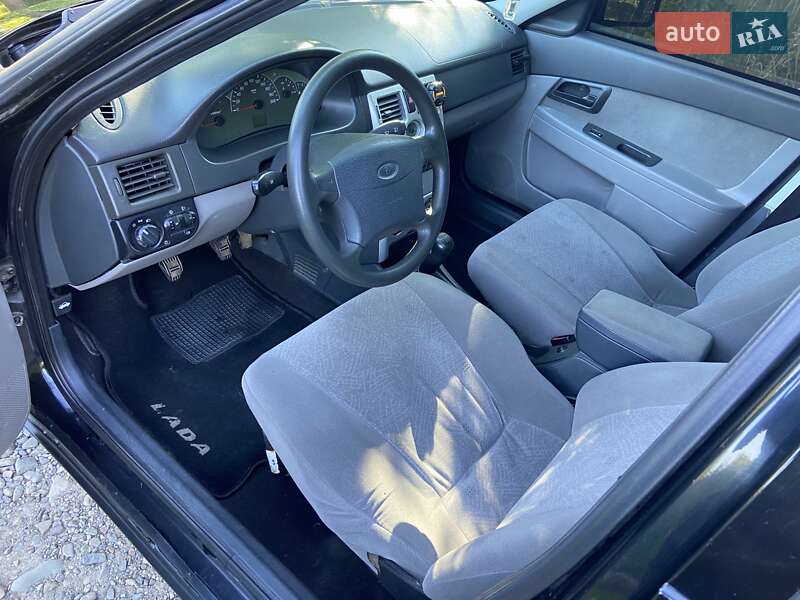 Седан ВАЗ / Lada 2170 Priora 2007 в Черновцах