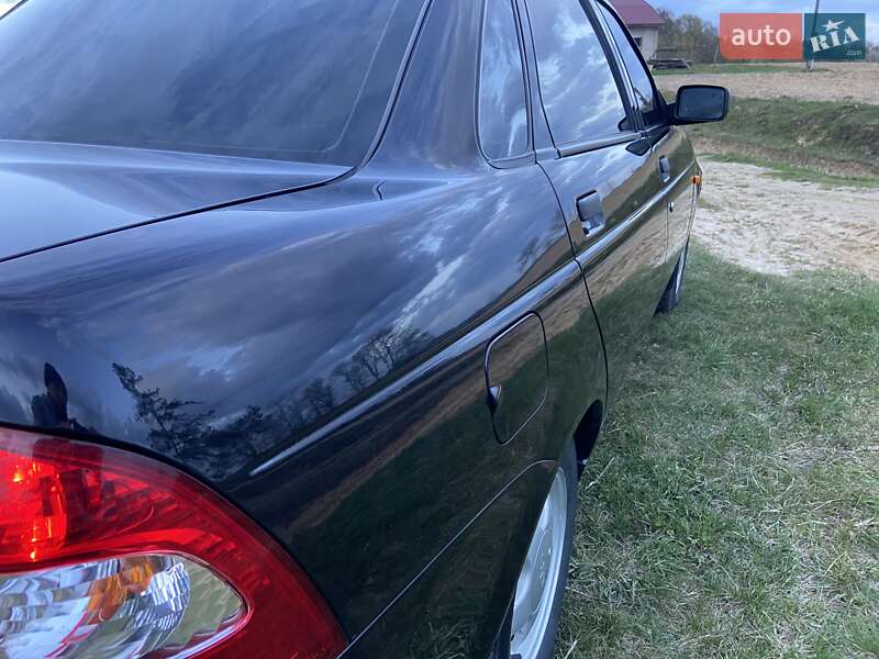 Седан ВАЗ / Lada 2170 Priora 2007 в Черновцах