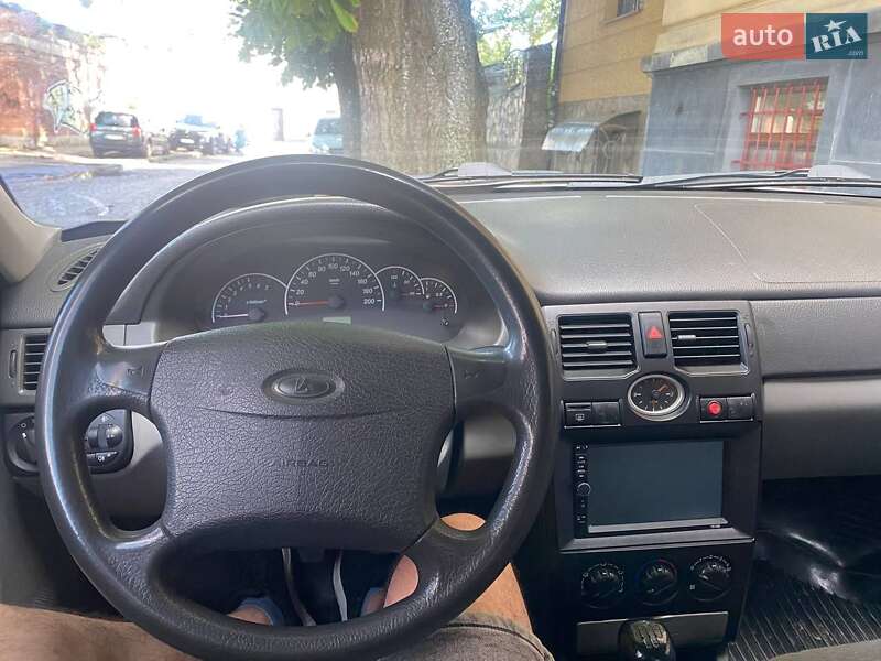 Седан ВАЗ / Lada 2170 Priora 2008 в Львове