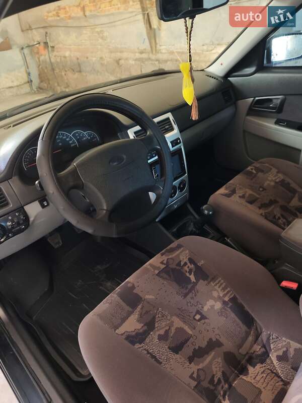 Седан ВАЗ / Lada 2170 Priora 2008 в Кривом Роге
