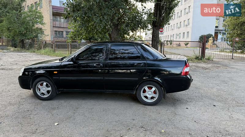 Седан ВАЗ / Lada 2170 Priora 2008 в Новом Буге