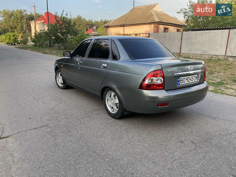 Седан ВАЗ / Lada 2170 Priora 2008 в Кременчуге