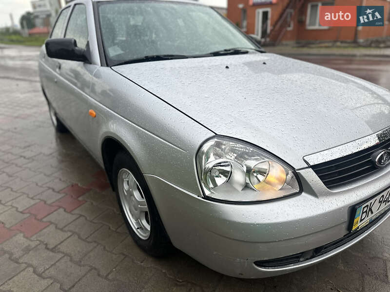 Седан ВАЗ / Lada 2170 Priora 2008 в Рокитном