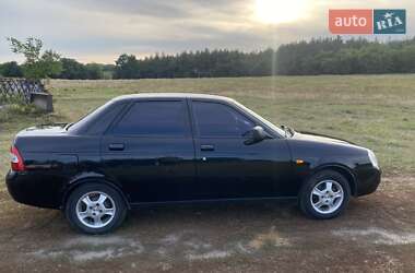 Седан ВАЗ 2170 Priora 2011 в 