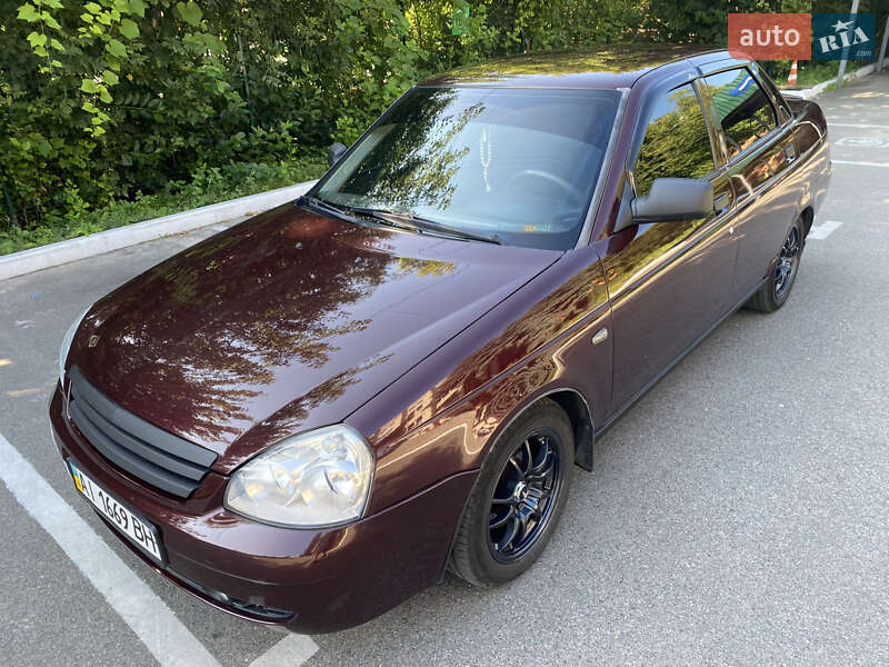 Седан ВАЗ / Lada 2170 Priora 2008 в Вышгороде