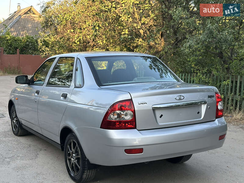 Седан ВАЗ / Lada 2170 Priora 2008 в Запорожье