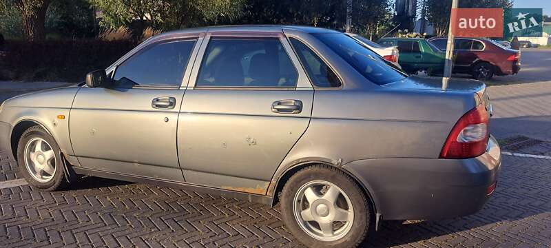 Седан ВАЗ / Lada 2170 Priora 2008 в Киеве фото 2 Седан ВАЗ / Lada 2170 Priora 2008 в Киеве