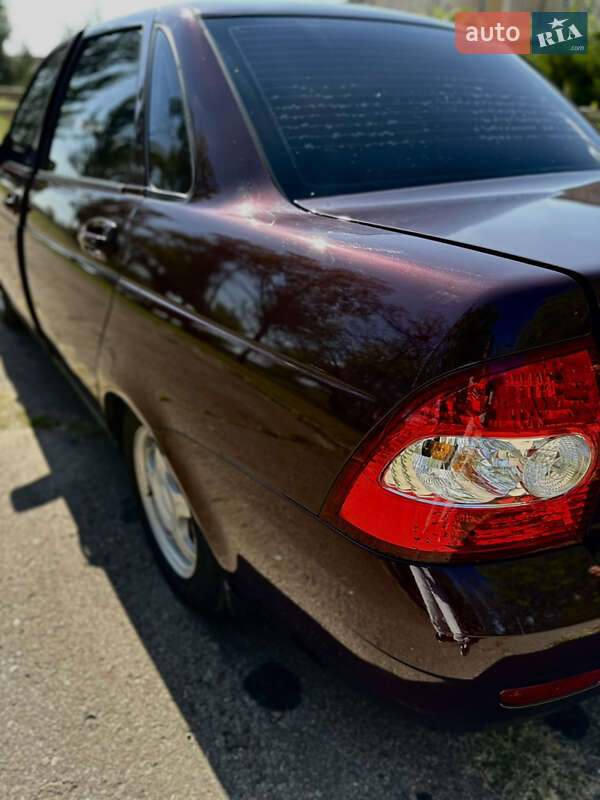 Седан ВАЗ / Lada 2170 Priora 2011 в Слов'янську