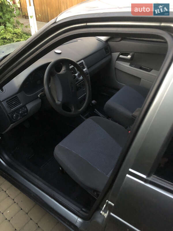 Седан ВАЗ / Lada 2170 Priora 2008 в Львові