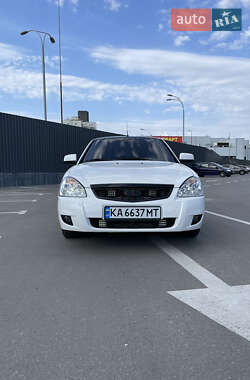 Седан ВАЗ 2170 Priora 2013 в 