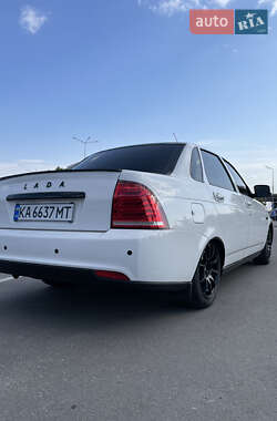 Седан ВАЗ 2170 Priora 2013 в 