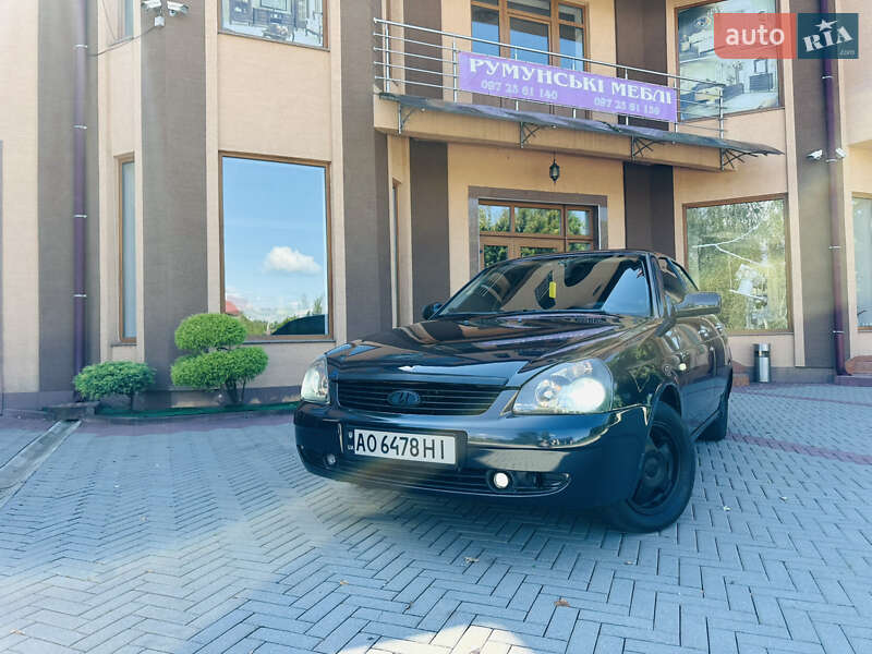 Седан ВАЗ / Lada 2170 Priora 2008 в Тячеве