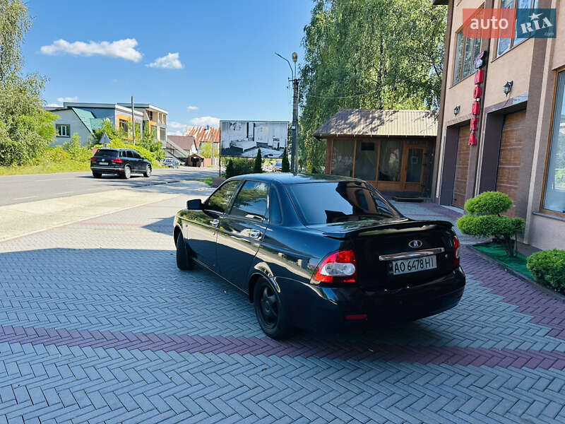 Седан ВАЗ / Lada 2170 Priora 2008 в Тячеве
