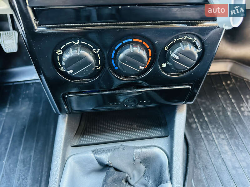 Седан ВАЗ / Lada 2170 Priora 2008 в Тячеве