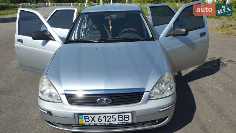 Седан ВАЗ / Lada 2170 Priora 2010 в Красилові фото 10 Седан ВАЗ / Lada 2170 Priora 2010 в Красилові