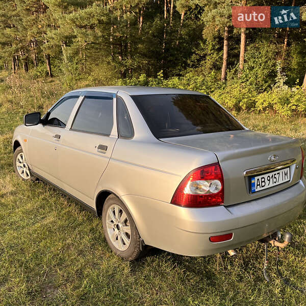 Седан ВАЗ / Lada 2170 Priora 2010 в Литине