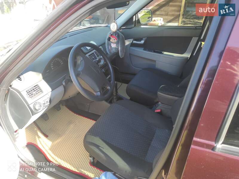 Седан ВАЗ / Lada 2170 Priora 2011 в Львове