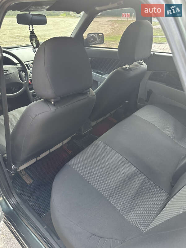 Седан ВАЗ / Lada 2170 Priora 2008 в Лебедине