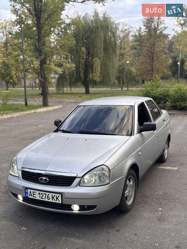 Седан ВАЗ / Lada 2170 Priora 2008 в Першотравенске