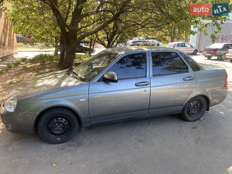 Седан ВАЗ 2170 Priora 2010 в 