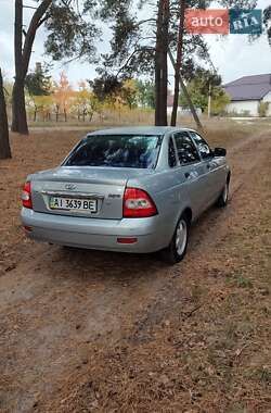 Седан ВАЗ 2170 Priora 2007 в  фото 2 Седан ВАЗ 2170 Priora 2007 в