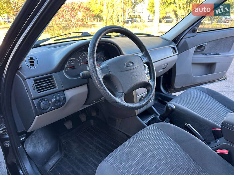 Седан ВАЗ / Lada 2170 Priora 2008 в Дніпрі