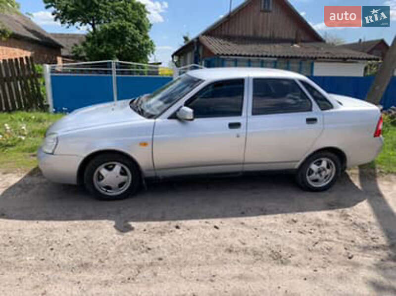Седан ВАЗ / Lada 2170 Priora 2007 в Полонному