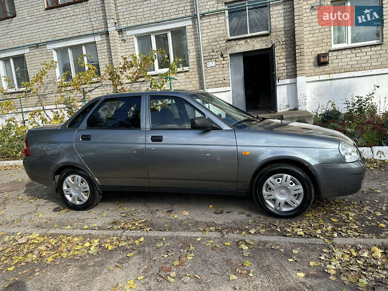 Седан ВАЗ / Lada 2170 Priora 2008 в Новом Буге фото 7 Седан ВАЗ / Lada 2170 Priora 2008 в Новом Буге