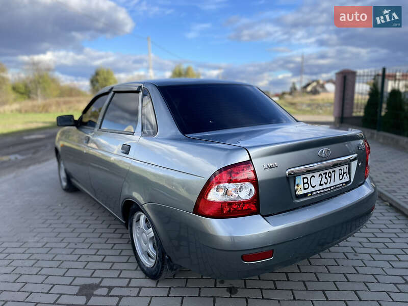 Седан ВАЗ / Lada 2170 Priora 2007 в Львове фото 7 Седан ВАЗ / Lada 2170 Priora 2007 в Львове