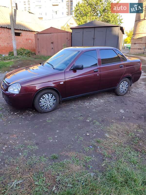 Седан ВАЗ / Lada 2170 Priora 2008 в Ромнах фото 14 Седан ВАЗ / Lada 2170 Priora 2008 в Ромнах