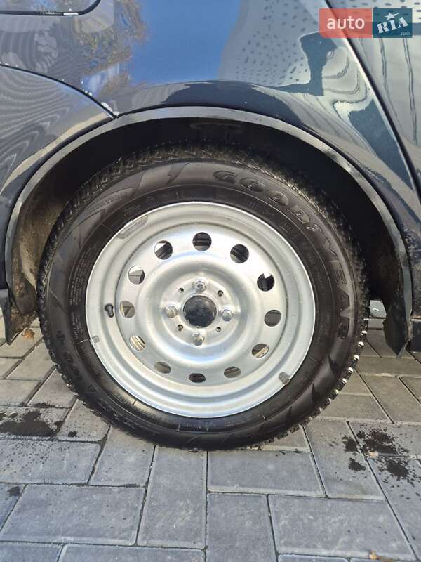 Седан ВАЗ / Lada 2170 Priora 2008 в Кам'янець-Подільському фото 13 Седан ВАЗ / Lada 2170 Priora 2008 в Кам'янець-Подільському