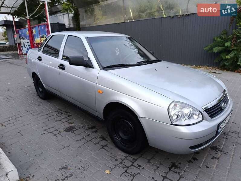 Седан ВАЗ / Lada 2170 Priora 2008 в Синельниково