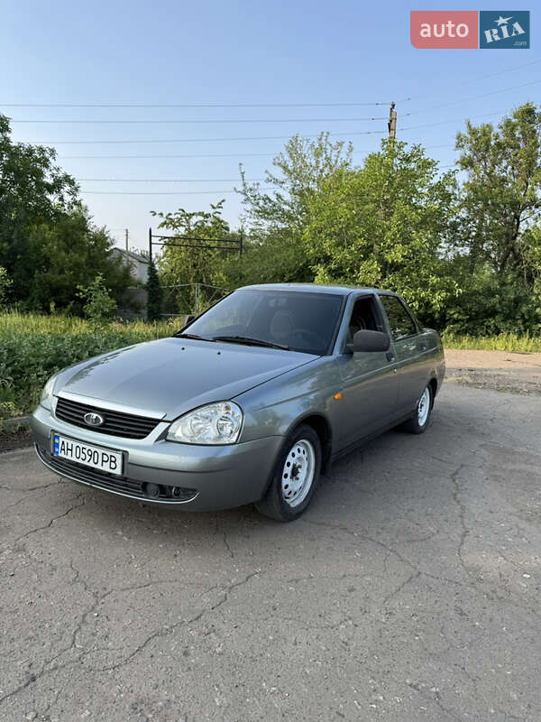 Седан ВАЗ / Lada 2170 Priora 2010 в Краматорську