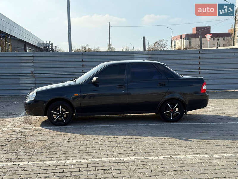 Седан ВАЗ / Lada 2170 Priora 2007 в Кривом Роге