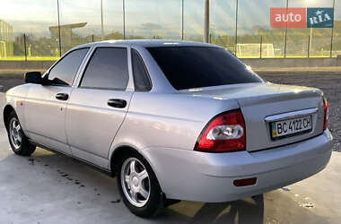 Седан ВАЗ 2170 Priora 2010 в Львове